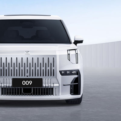 Zeekr 009 Pure Electric Luxury MPV MPVS की आपकी अपेक्षाओं को फिर से परिभाषित करता है 140kwh बैटरी 822 किमी CLTC रेंज 0-100 किमी/घंटा 4.5 सेकंड में