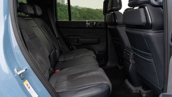 नवीनतम लॉन्च किया गया BYD तेंदुआ FANGCHENGBAO 5 2024 PHEV इलेक्ट्रिक कार 4.8s 0-100km/h त्वरण 125km CLTC नई EV CAR