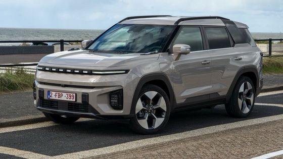 नवीनतम शुद्ध इलेक्ट्रिक वाहन केजीएम टोरेस ईवीएस 109mph शीर्ष गति 152kw 207PS अधिकतम शक्ति जाने के लिए तैयार शुद्ध इलेक्ट्रिक कार