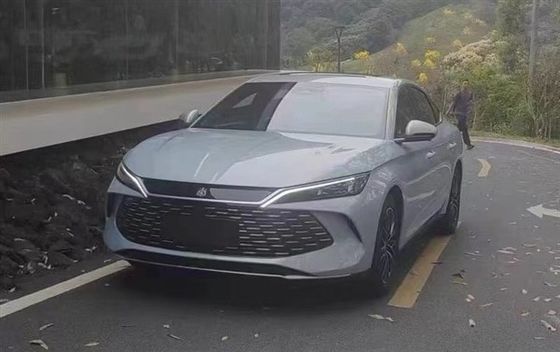 पूर्व बिक्री 2024 BYD Qinn L DM-i 80 किमी इलेक्ट्रिक वाहन जल्द ही हाइब्रिड कार 1.5T 101ps L4 नई एनर्जी कार