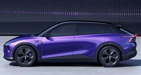 स्व-ड्राइविंग रोबोट 2024 Jiyue01 200kw मोटरपावर 272 P.s 550km CLTC रेंज 200km/h पर शीर्ष गति के साथ शुद्ध इलेक्ट्रिक कार