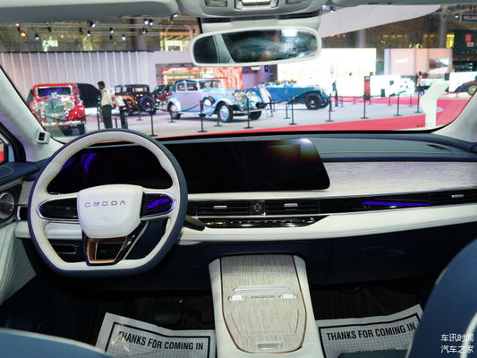 172 किमी की शीर्ष गति और 150 किलोवाट की मोटर शक्ति के साथ अच्छी बिक्री