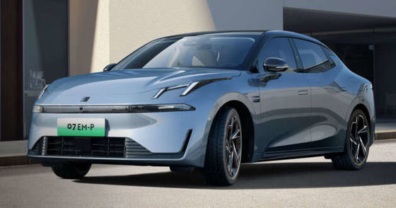 शक्तिशाली नई हाइब्रिड कार LYNK&CO 07 EM-P 163 PS और 255 Nm Torque और 160kw मोटर पावर और 3 स्पीड DHT गियरबॉक्स के साथ