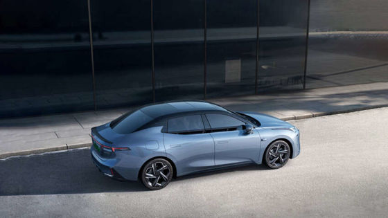 शक्तिशाली नई हाइब्रिड कार LYNK&CO 07 EM-P 163 PS और 255 Nm Torque और 160kw मोटर पावर और 3 स्पीड DHT गियरबॉक्स के साथ