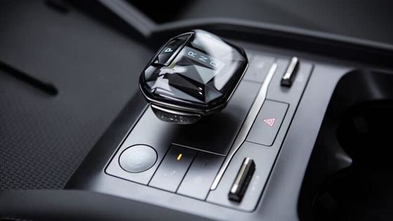 नया हाइब्रिड वाहन 2024 BYD Qin L Dm-i 1.5T 101PS.L4 इंजन 218PS इलेक्ट्रिक मोटरपावर के साथ 180km/h अधिकतम गति