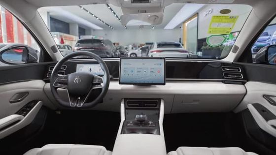 नया हाइब्रिड वाहन 2024 BYD Qin L Dm-i 1.5T 101PS.L4 इंजन 218PS इलेक्ट्रिक मोटरपावर के साथ 180km/h अधिकतम गति