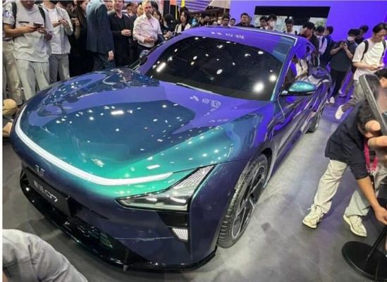 पूर्व-बिक्री जीली&बाइडू संयुक्त ब्रांड Jiyue07 200kw/271P.s मोटर शक्ति के साथ शुद्ध इलेक्ट्रिक वाहन 2WD ड्राइवट्रेन 4door/5seats