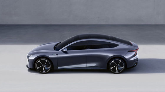 पूर्व-बिक्री जीली&बाइडू संयुक्त ब्रांड Jiyue07 200kw/271P.s मोटर शक्ति के साथ शुद्ध इलेक्ट्रिक वाहन 2WD ड्राइवट्रेन 4door/5seats