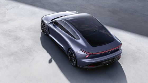 पूर्व-बिक्री जीली&बाइडू संयुक्त ब्रांड Jiyue07 200kw/271P.s मोटर शक्ति के साथ शुद्ध इलेक्ट्रिक वाहन 2WD ड्राइवट्रेन 4door/5seats