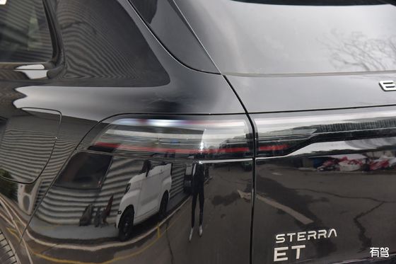 नवीनतम EV कार REEV EXEED ET 200 प्लस अधिकतम शक्ति 195kw & 324N.m टॉर्क 7.8sec 0-100km/h त्वरण इलेक्ट्रिक वाहन