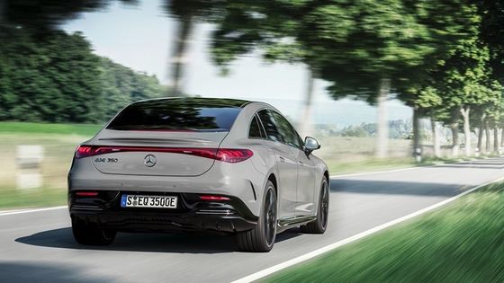 नई ईवी एसयूवी 609 किमी लंबी दूरी इलेक्ट्रिक वाहन मर्सिडीज-बेंज EQE 500 w350kw/408P.s मोटर शक्ति 5.1s त्वरण 0-100 किमी / घंटा