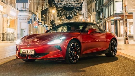 एमजी साइबरस्टर ट्रॉफी सभी इलेक्ट्रिक स्पोर्ट्स कार एक स्वस्थ 335bhp और 350lb फुट टॉर्क, 336 मील रेंज 77kwh बैटरी के तहत