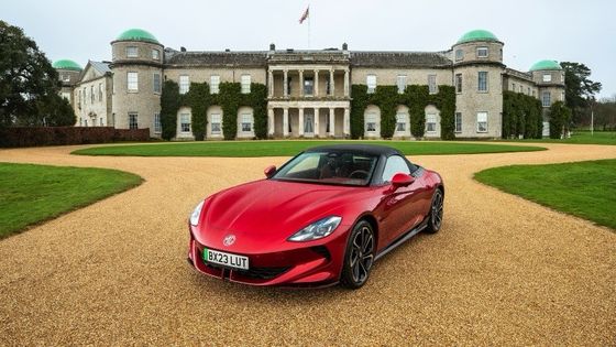 एमजी साइबरस्टर ट्रॉफी सभी इलेक्ट्रिक स्पोर्ट्स कार एक स्वस्थ 335bhp और 350lb फुट टॉर्क, 336 मील रेंज 77kwh बैटरी के तहत