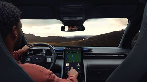 तैयार करने के लिए शुद्ध इलेक्ट्रिक क्रॉसओवर फोर्ड एक्सप्लोरर AWD के साथ 532 किमी WLTP 250kw/340P.s मोटर शक्ति और शीर्ष गति 180 किमी / घंटा