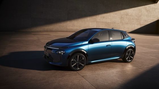 154 अश्वशक्ति और 260 एन.एम. के लिए फ्रंट माउंट मोटर के साथ लिमिटेड पहली इलेक्ट्रिक कार लैंसिया Ypsilon