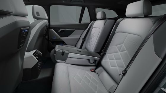 नवीनतम ईवी कार 84.4kWh बैटरी के साथ मिलान 329mile रेंज के साथ 335bhp/430Nm पर बीएमडब्ल्यू i5 टूरिंग eDrive40 एकल गति RWD