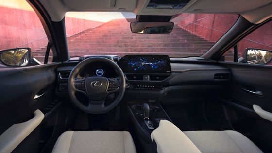 लेक्सस UX300e 2023 रिव्यू, ऑल इलेक्ट्रिक EV 440 किमी रेंज WLTP 7.5s 0-100 किमी/घंटा त्वरण 150kw पावर के साथ शुद्ध इलेक्ट्रिक कार