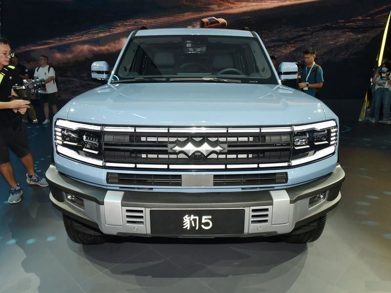 हाइब्रिड कार लक्जरी ऑफ रोड कार BYD फॉर्मूला तेंदुए 5 5 दरवाजे/5 सीट एसयूवी एनईडीसी रेंज 1200 किमी