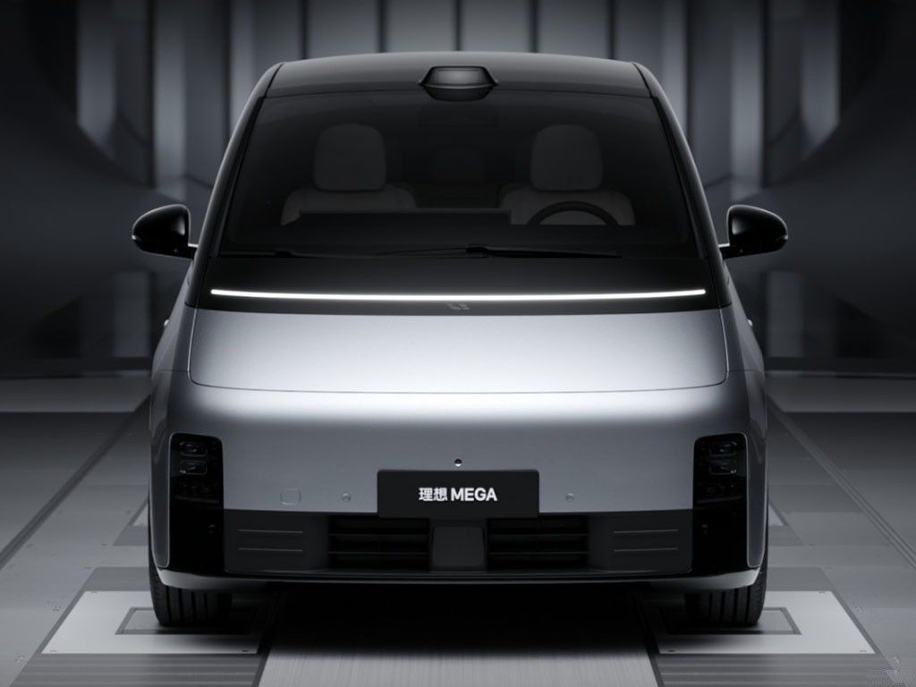 लिक्सियांग मेगा 2024 ईवी 7 सीट लक्जरी एमपीवी 710 किमी लंबी दूरी 4WD इलेक्ट्रिक कार