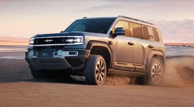 नई इलेक्ट्रिक फोर व्हील ड्राइव पीएचईवी बीड फॉर्मूला तेंदुए 5 505 किलोवाट की अधिकतम शक्ति और 760 एनएम का अधिकतम टॉर्क के साथ।