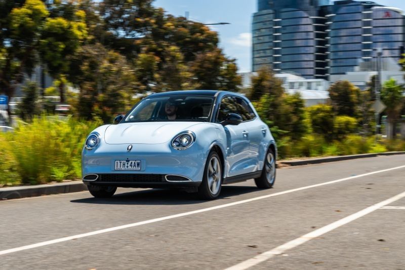 इलेक्ट्रिक वाहन 2024 GMW ORA शुद्ध इलेक्ट्रिक कार 126kw/171ps मोटरपावर 160km/h शीर्ष गति&400kmRANGE